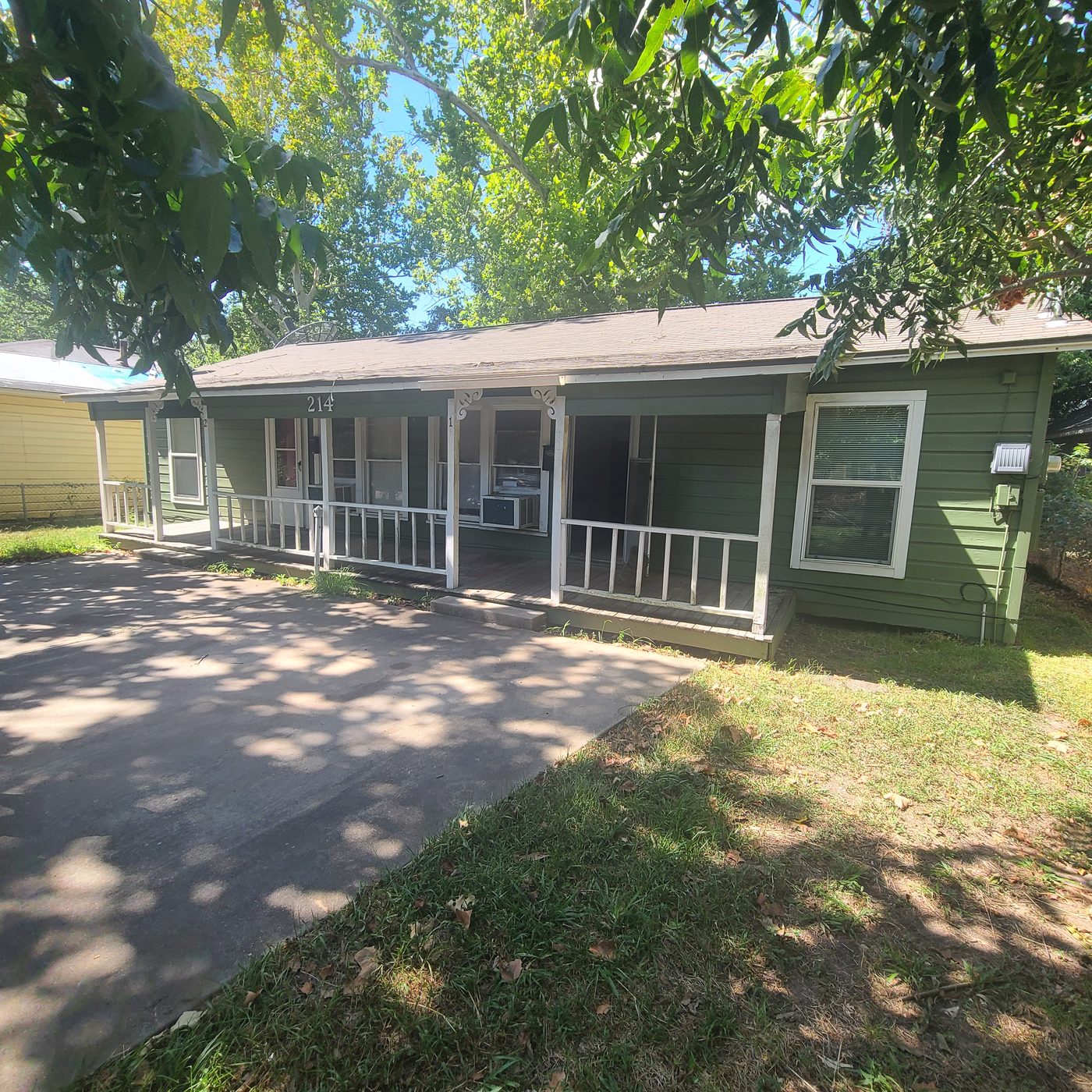house keys cash offer sell home fast Houston TX we buy houses